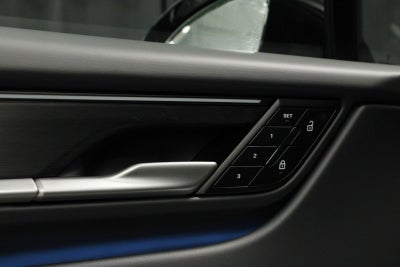 2026 Porsche Macan 4 Electric