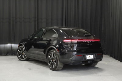 2026 Porsche Macan 4 Electric