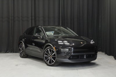 2026 Porsche Macan 4 Electric