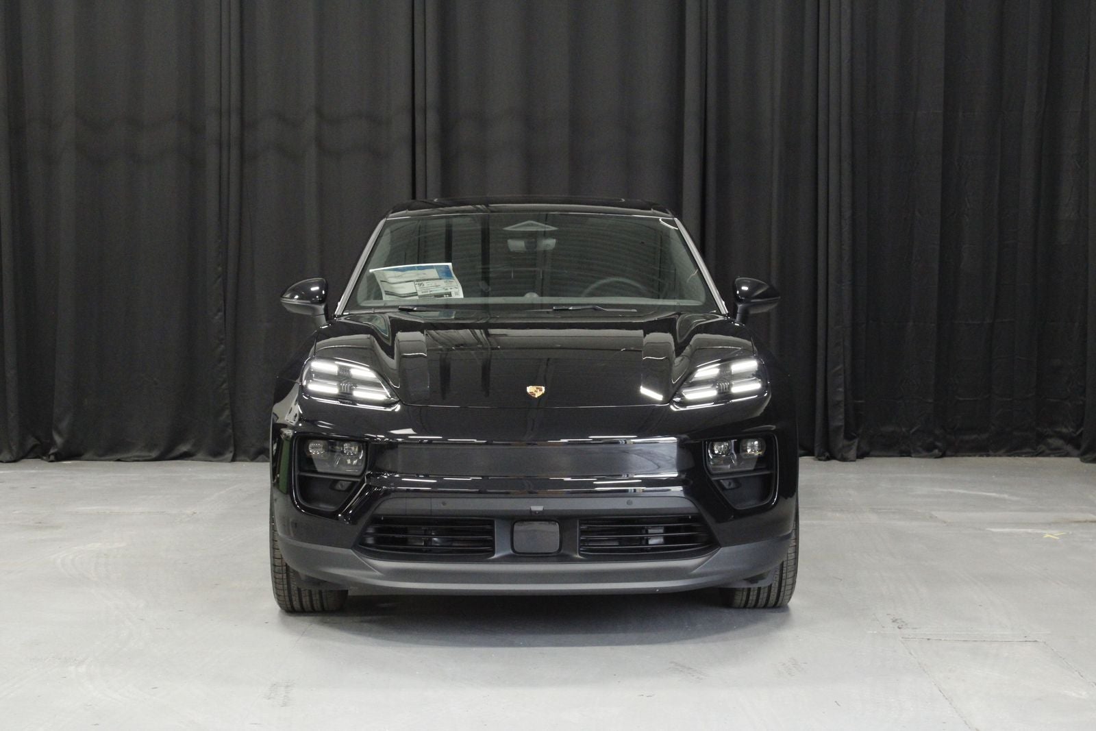 2026 Porsche Macan 4 Electric