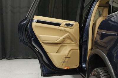 2011 Porsche Cayenne Cayenne S Tiptronic S
