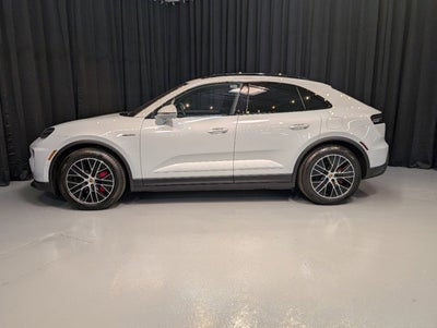 2025 Porsche Macan Electric 4S