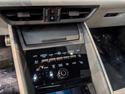 2025 Porsche Macan Electric 4S