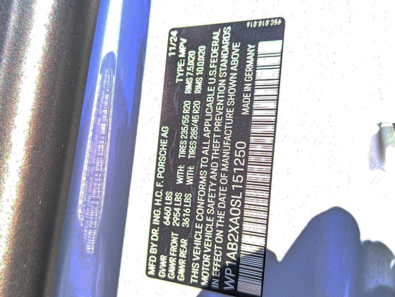 2025 Porsche Macan Electric 4S