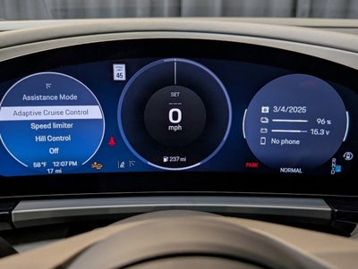 2025 Porsche Macan Electric 4S