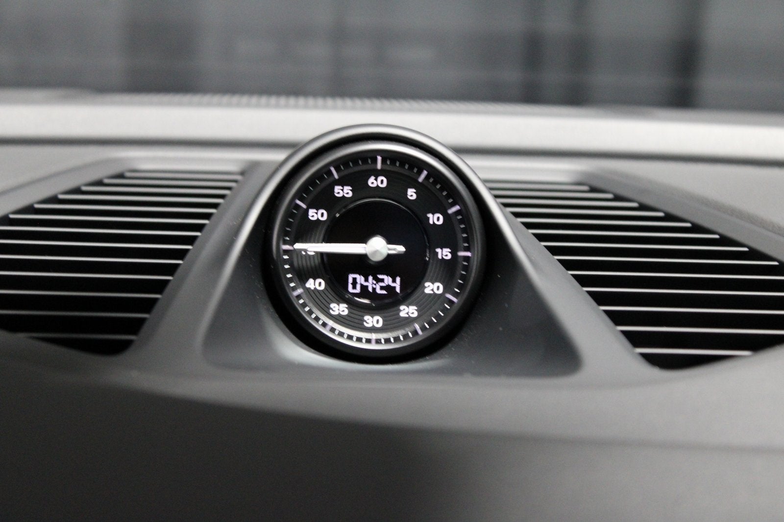 2025 Porsche Macan Electric Base