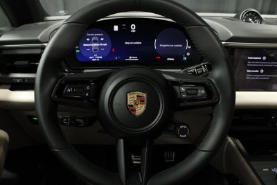 2025 Porsche Macan Electric