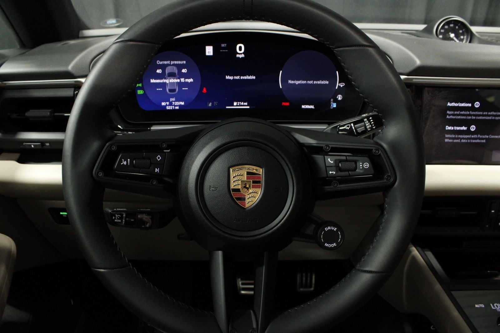 2025 Porsche Macan Electric