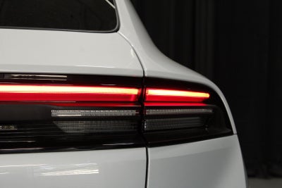 2025 Porsche Macan Electric
