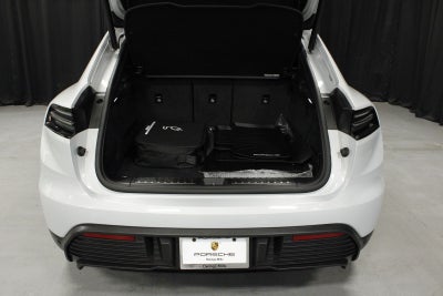 2025 Porsche Macan Electric