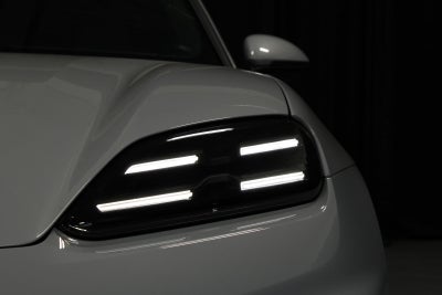 2025 Porsche Macan Electric
