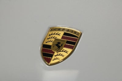 2025 Porsche Macan Electric