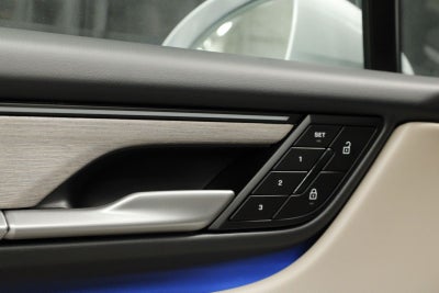 2025 Porsche Macan Electric