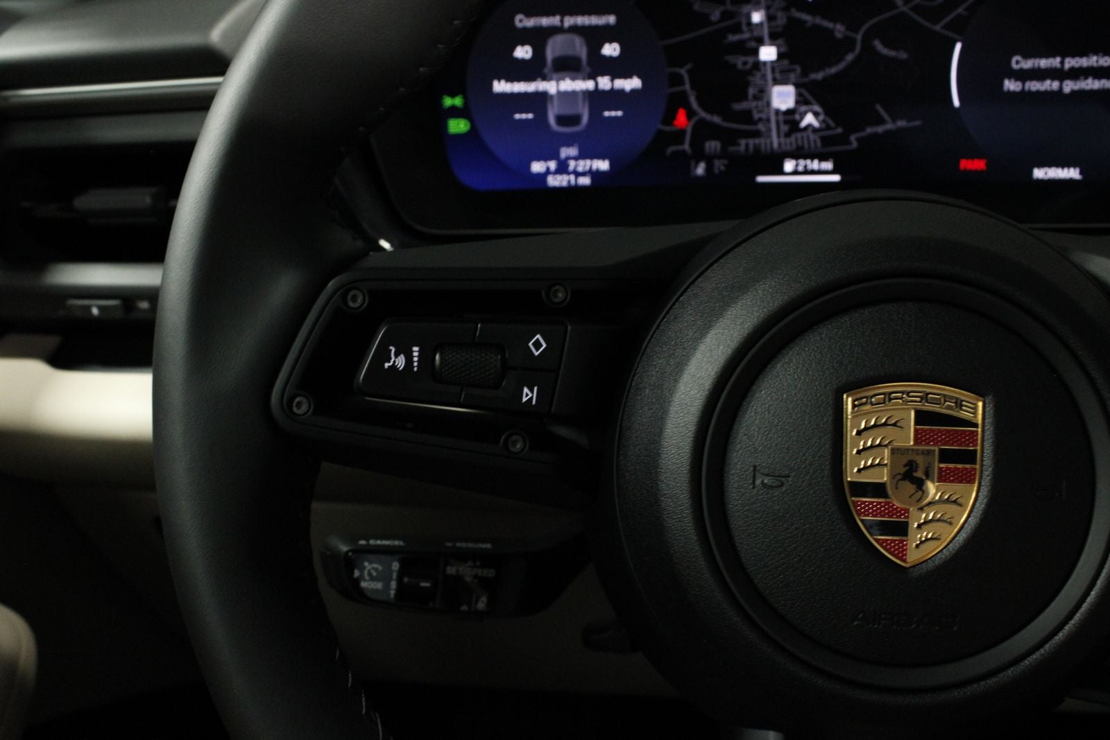 2025 Porsche Macan Electric