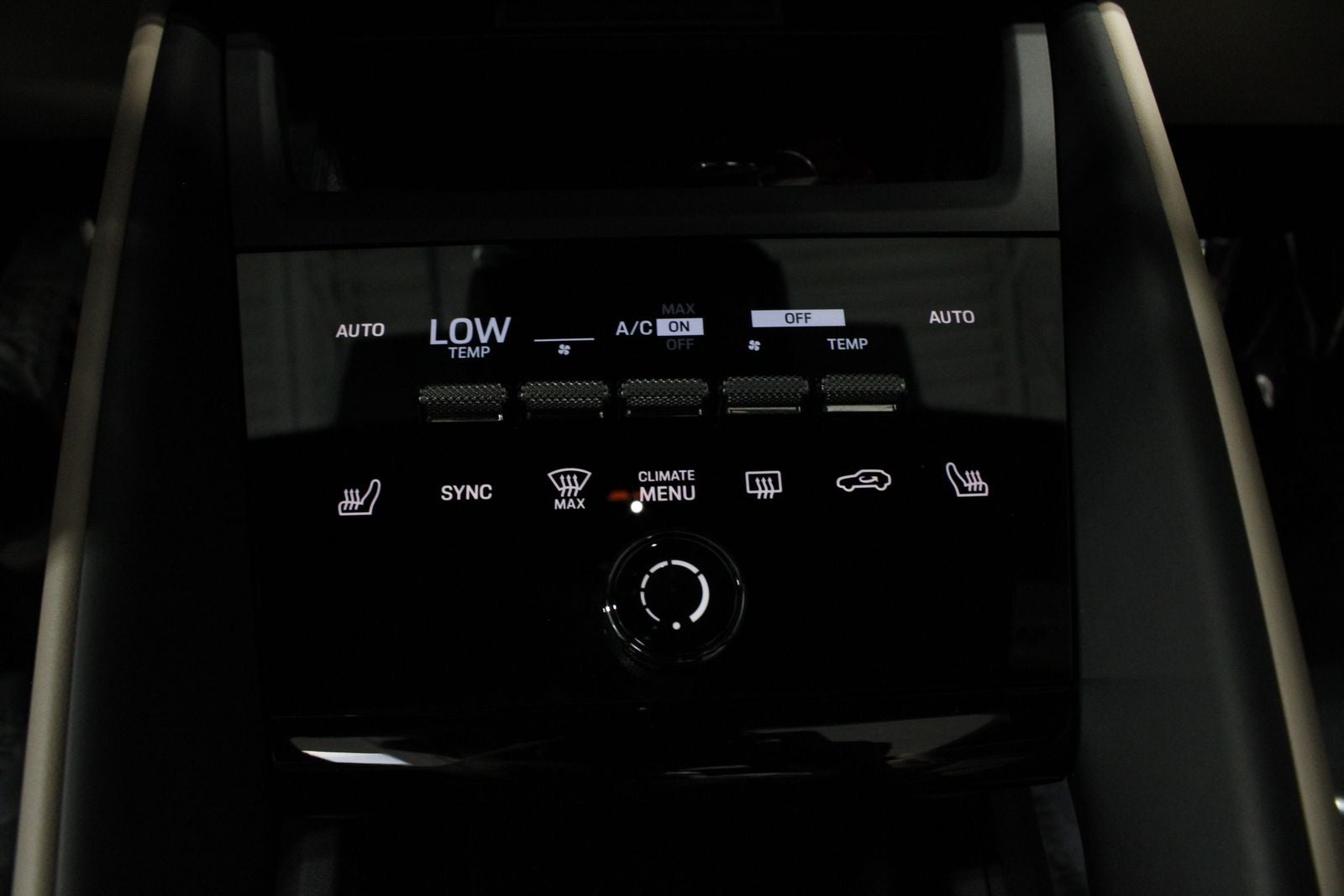 2025 Porsche Macan Electric