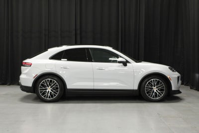2025 Porsche Macan Electric