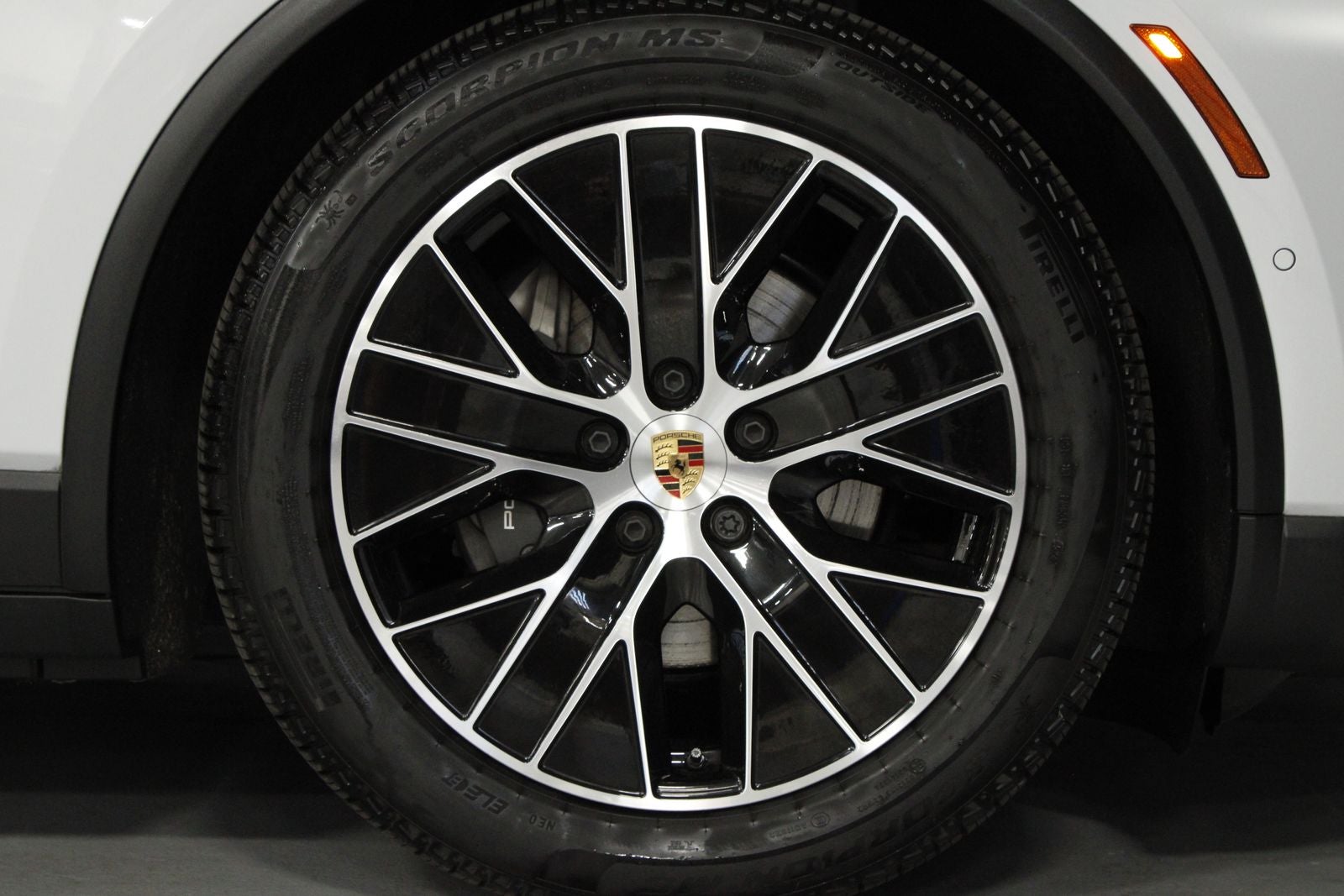 2025 Porsche Macan Electric