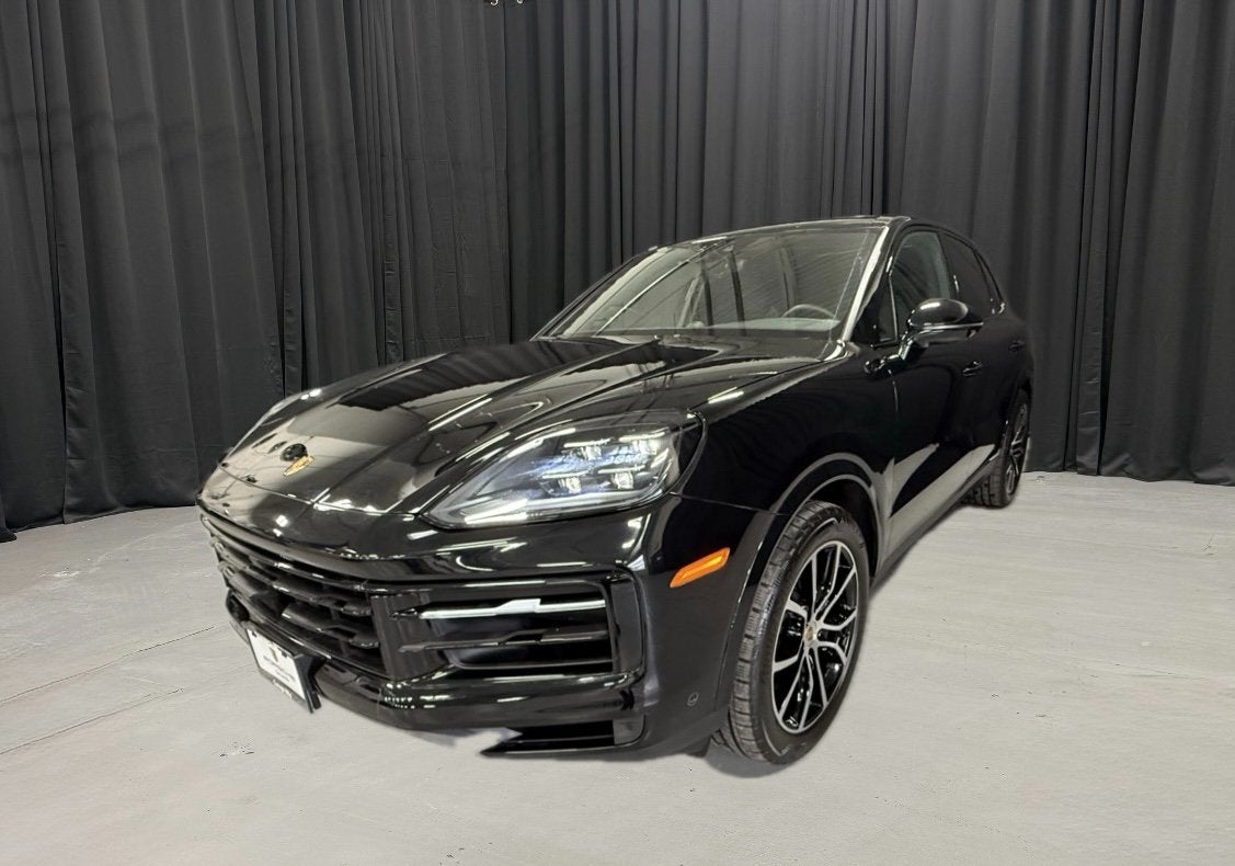2026 Porsche Cayenne E-Hybrid Base