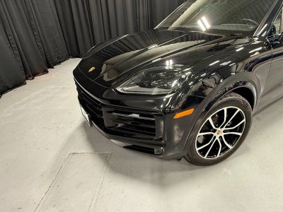 2026 Porsche Cayenne E-Hybrid Base