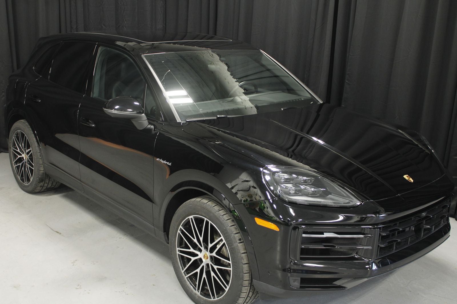 2024 Porsche Cayenne E-Hybrid