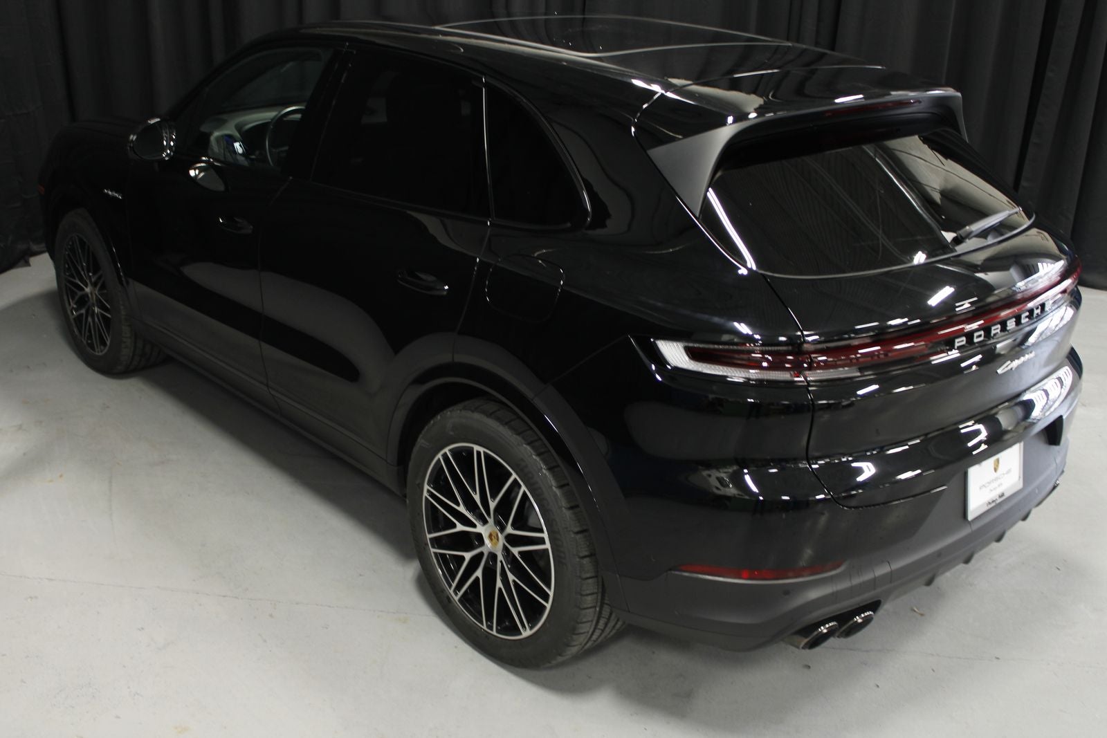 2024 Porsche Cayenne E-Hybrid