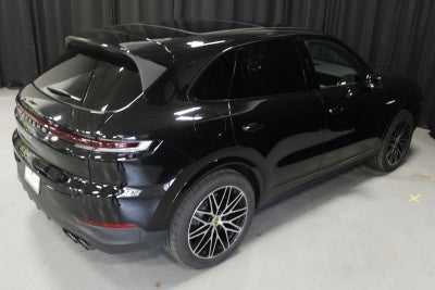 2024 Porsche Cayenne E-Hybrid