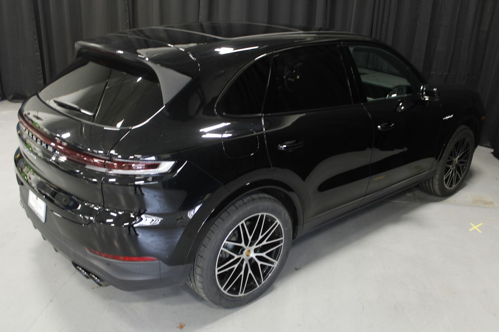 2024 Porsche Cayenne E-Hybrid