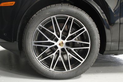 2024 Porsche Cayenne E-Hybrid