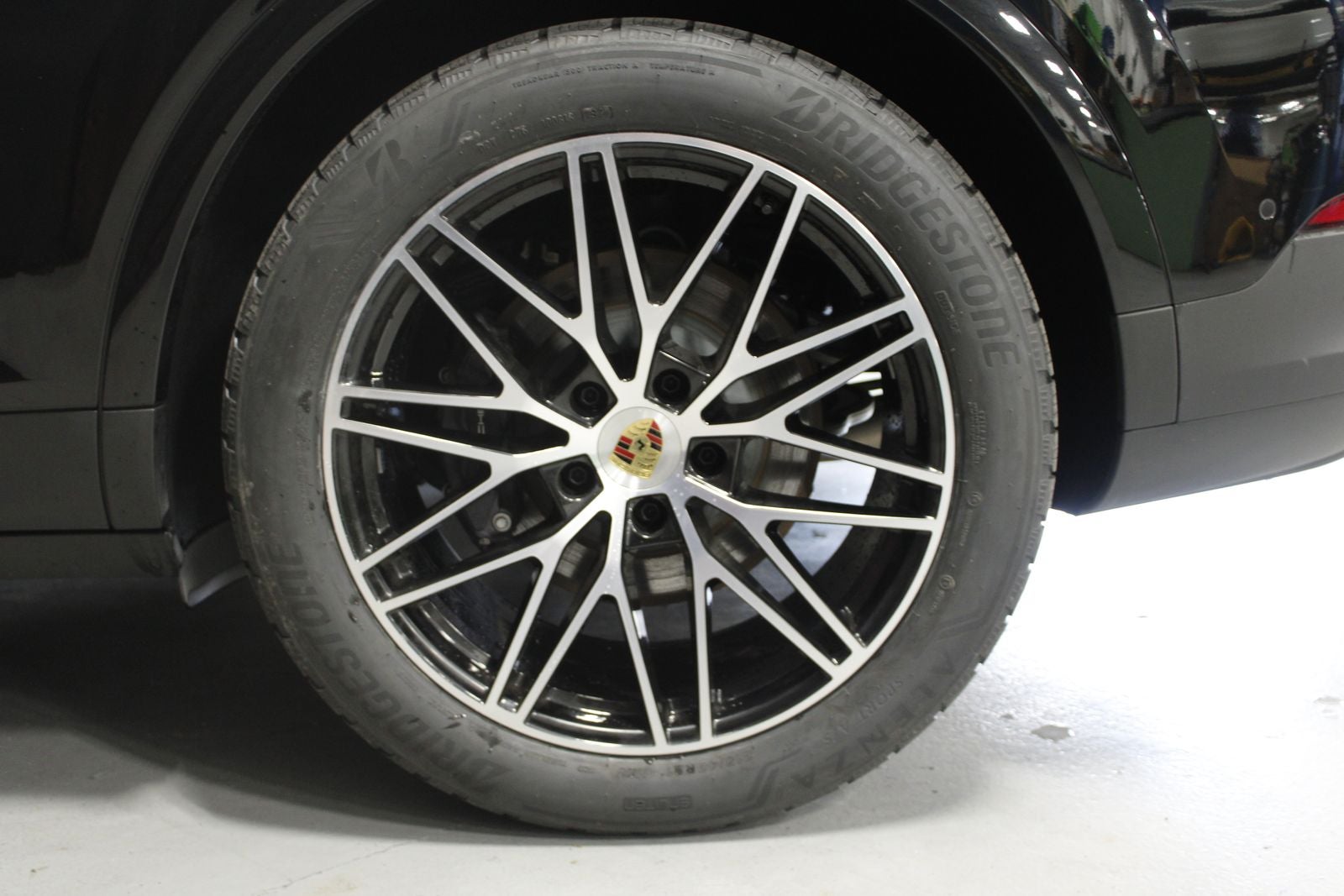 2024 Porsche Cayenne E-Hybrid