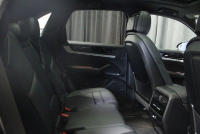 2024 Porsche Cayenne E-Hybrid