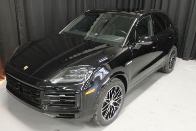 2024 Porsche Cayenne E-Hybrid