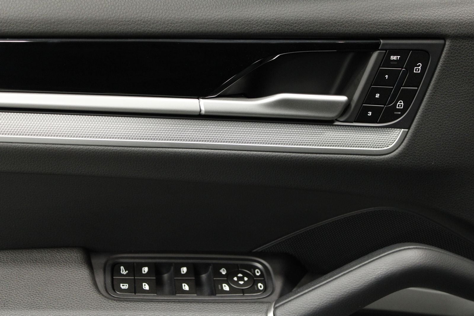 2026 Porsche Cayenne E-Hybrid
