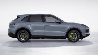 2026 Porsche Cayenne E-Hybrid Base
