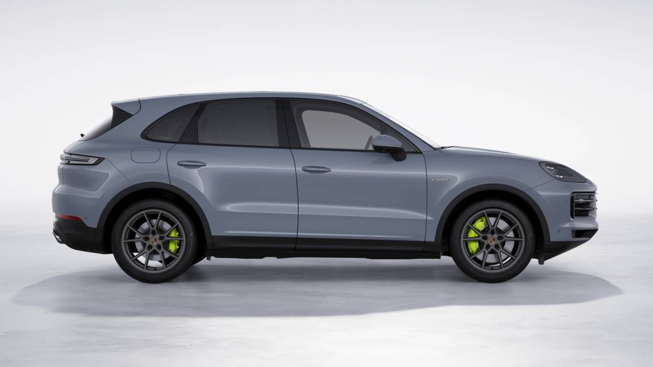 2026 Porsche Cayenne E-Hybrid Base