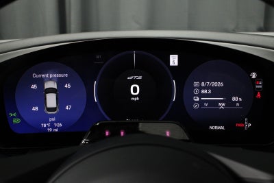 2026 Porsche Macan Macan GTS Electric