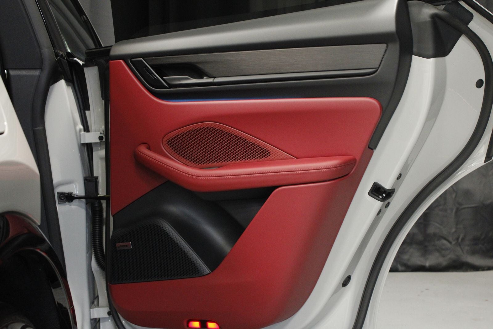 2026 Porsche Macan Macan GTS Electric