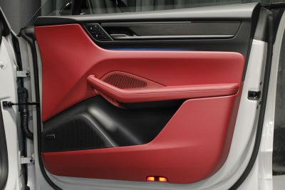 2026 Porsche Macan Macan GTS Electric