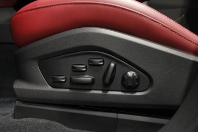 2026 Porsche Macan Macan GTS Electric