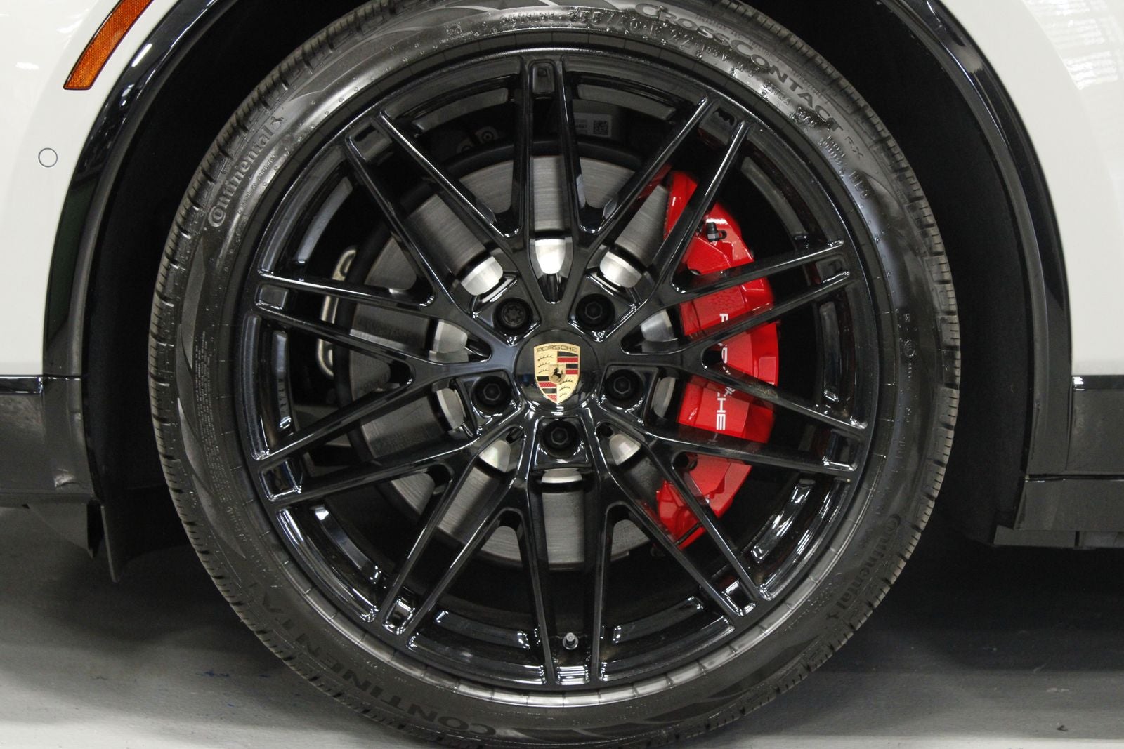 2026 Porsche Macan Macan GTS Electric