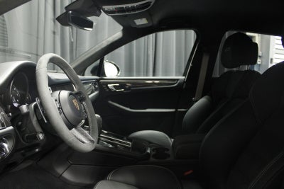 2025 Porsche Macan GTS