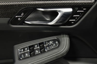 2025 Porsche Macan GTS