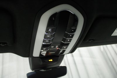 2025 Porsche Macan GTS