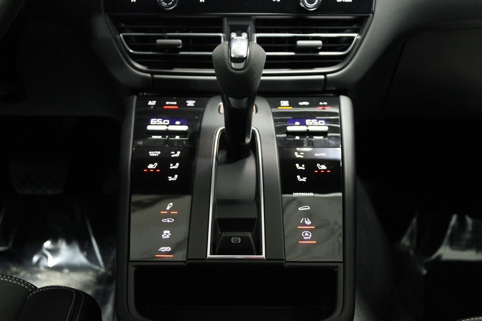 2025 Porsche Macan GTS