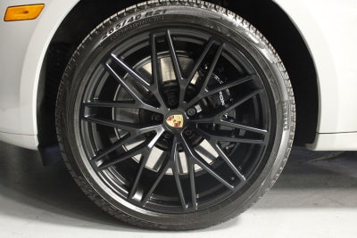 2024 Porsche Macan GTS