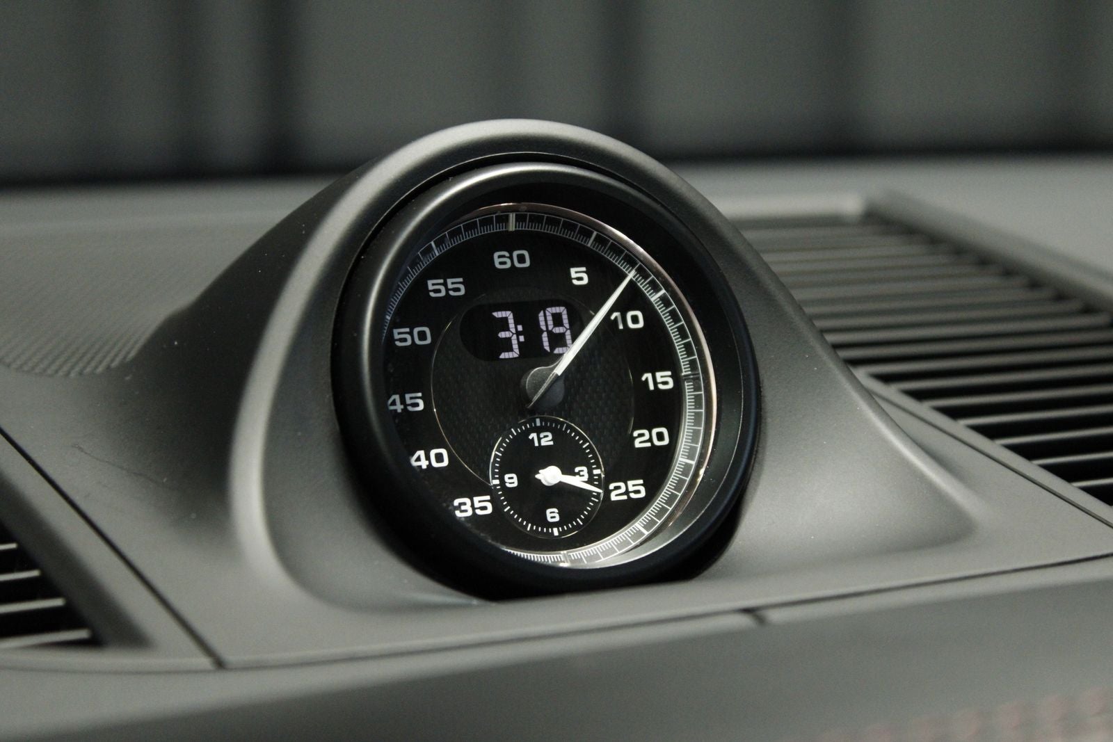 2024 Porsche Macan GTS