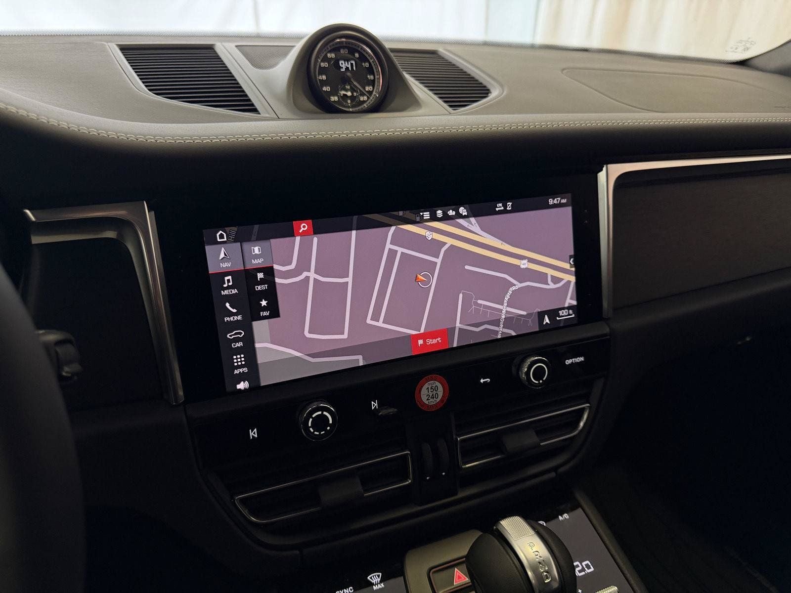 2026 Porsche Macan Macan GTS