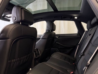 2026 Porsche Macan Macan GTS
