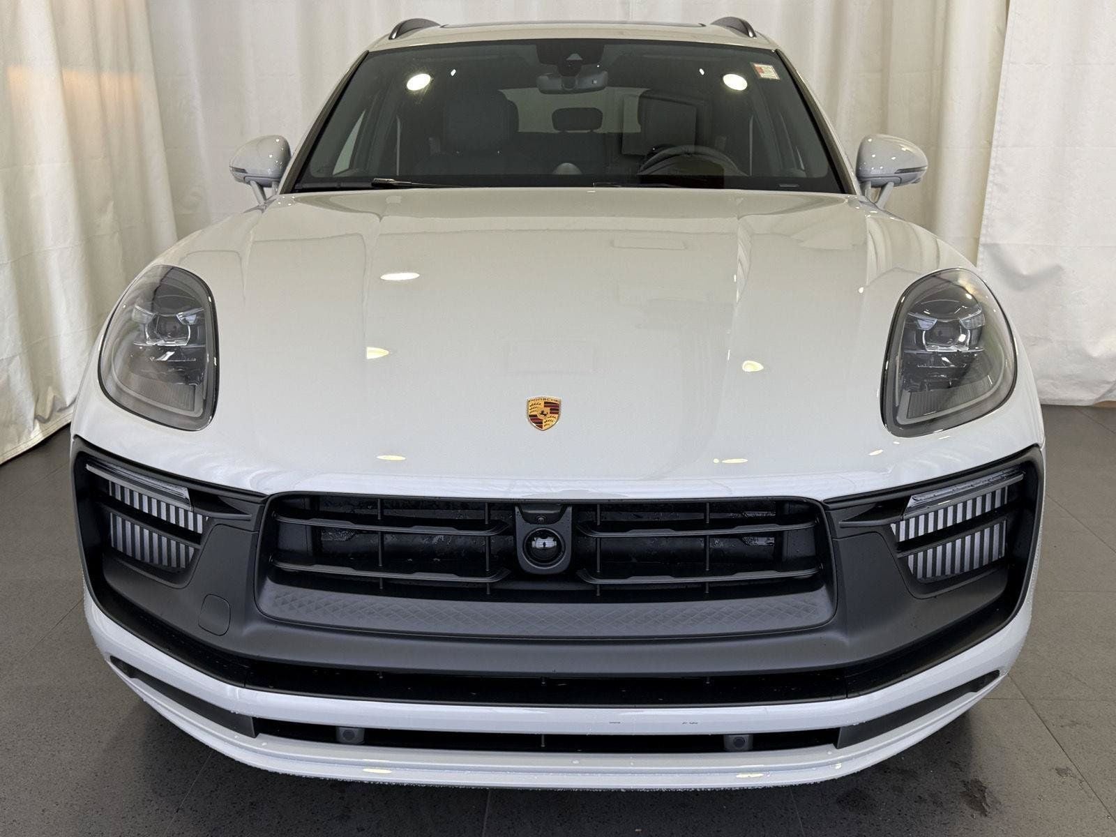 2026 Porsche Macan Macan GTS