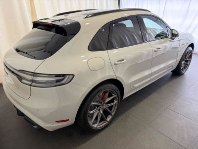 2026 Porsche Macan Macan GTS