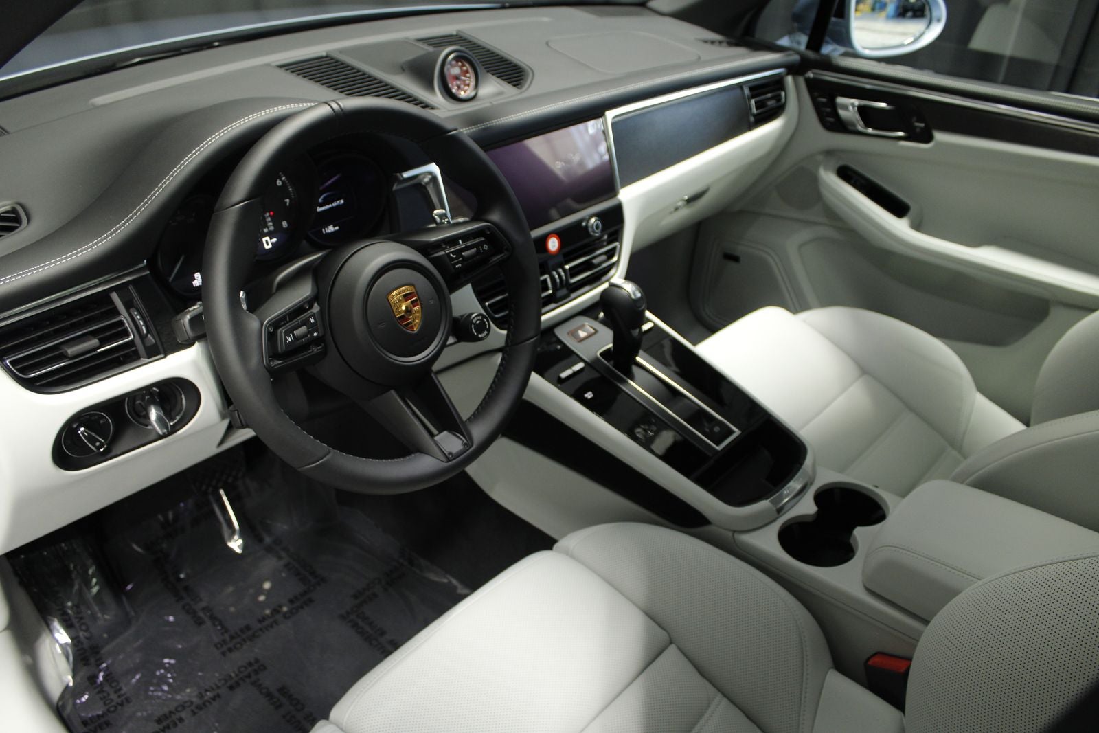 2026 Porsche Macan GTS